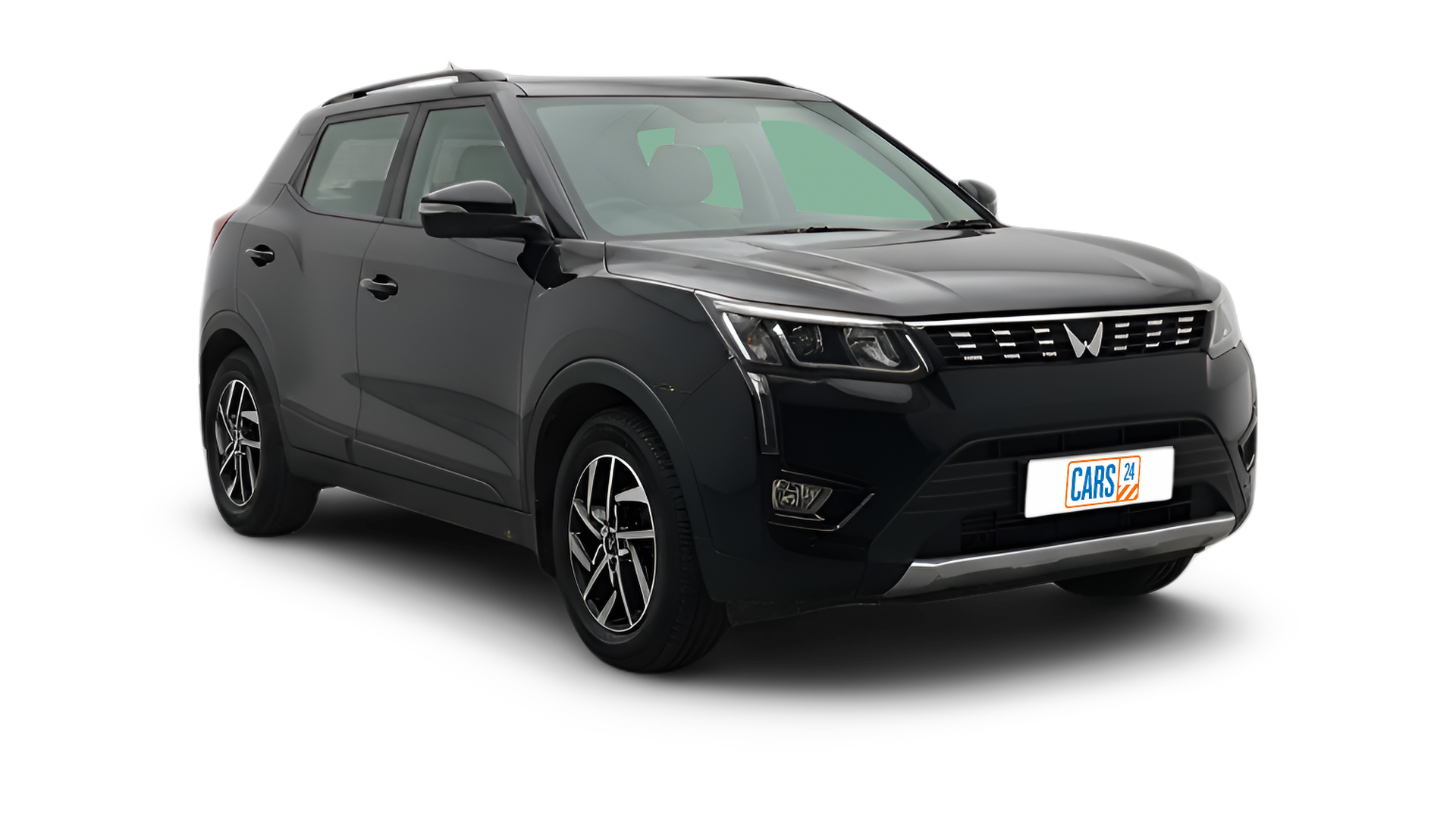 Mahindra XUV300-img